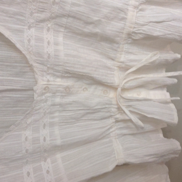 White Garage Top - Picture 2 of 3